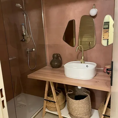 Au Coeur De Ste Max, La Terracota 4 Pers Avec Parking Apartment *
