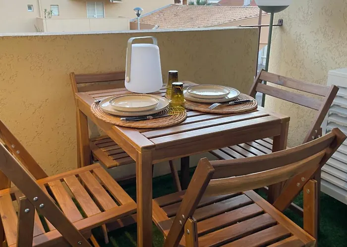 Au Coeur De Ste Max, La Terracota 4 Pers Avec Parking Lejlighed